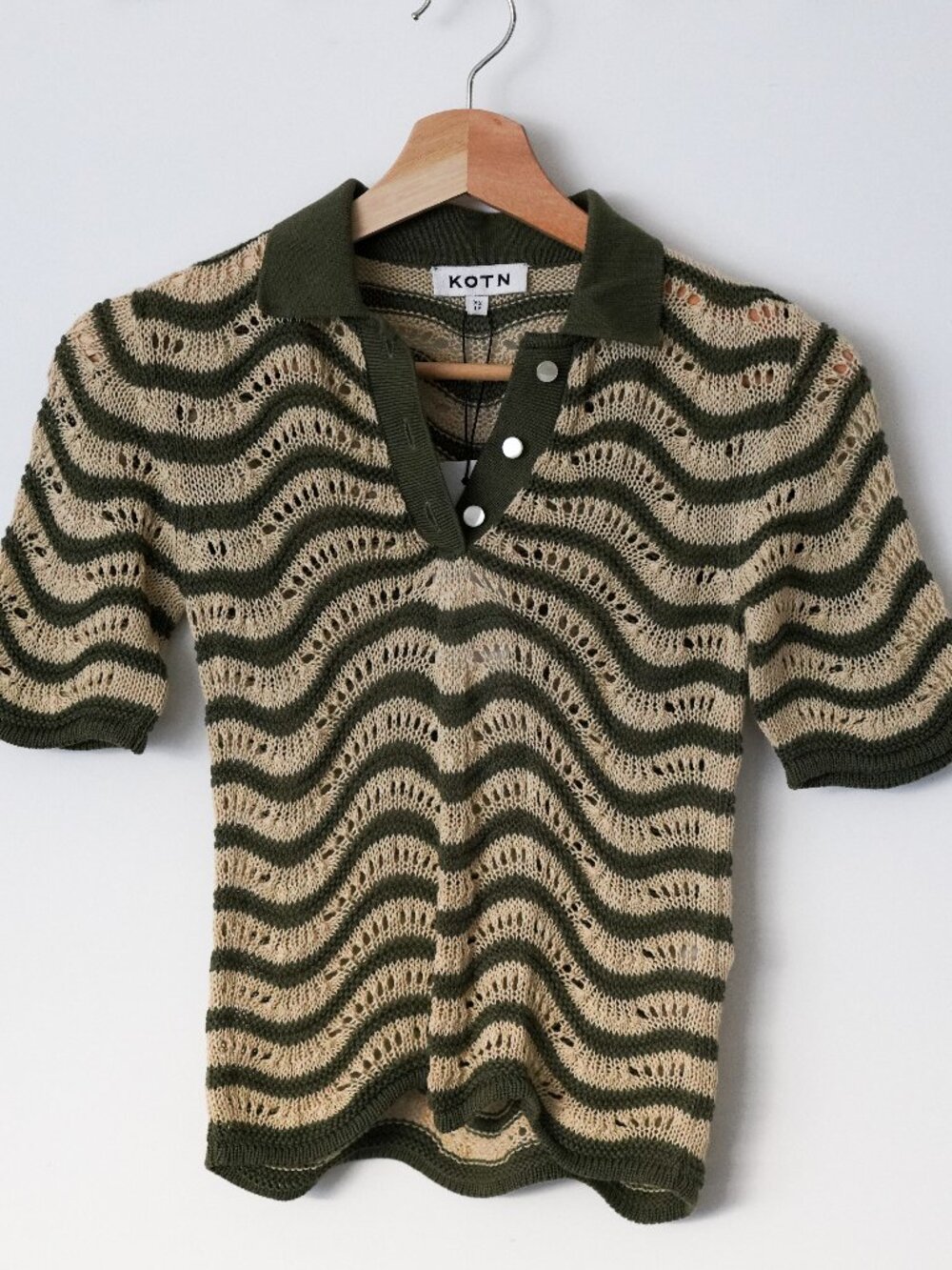 KOTN Women's Sabah Knit Polo (XS) Olive/Natural